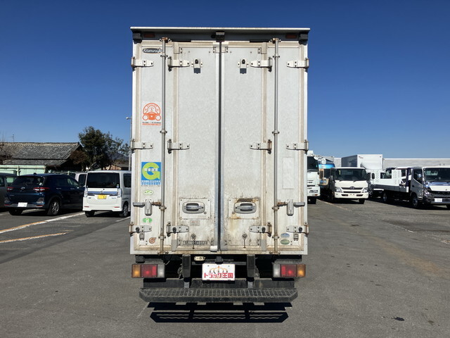 いすゞエルフパネルバン小型（2t・3t）[写真09]