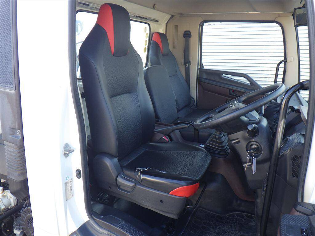 日野レンジャータンク車（タンクローリー）中型（4t）[写真21]