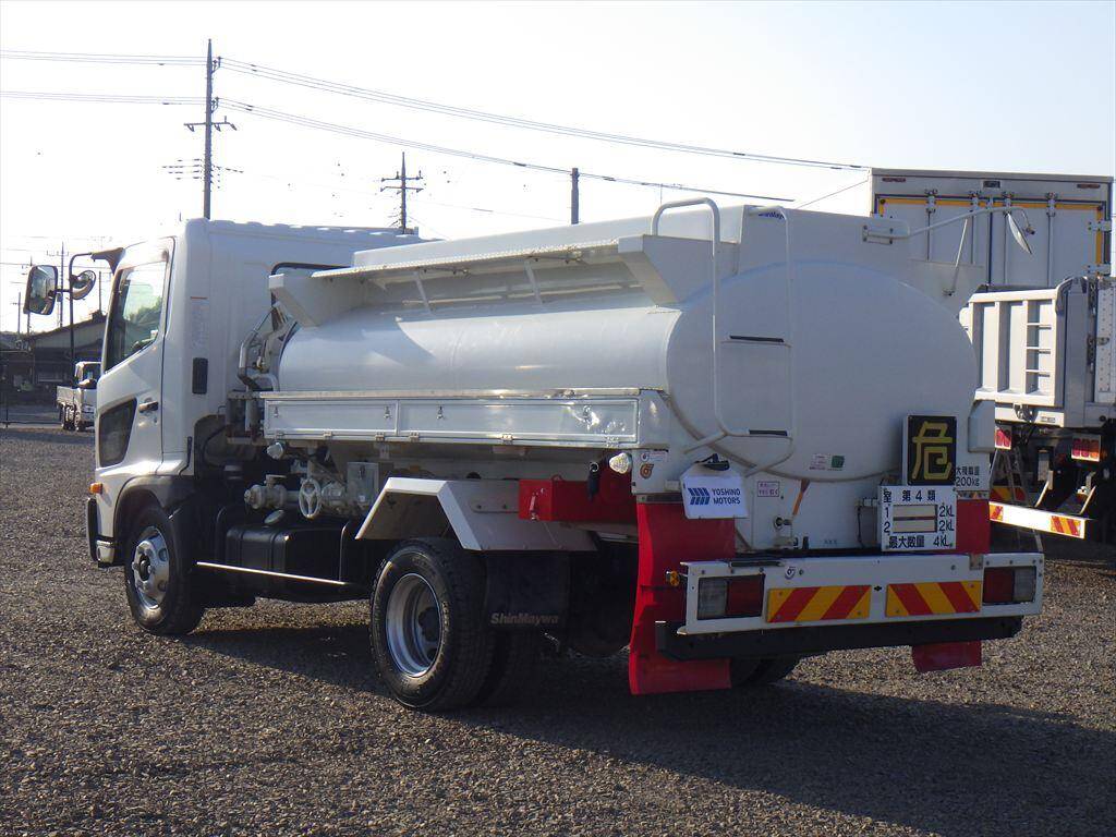 日野レンジャータンク車（タンクローリー）中型（4t）[写真03]