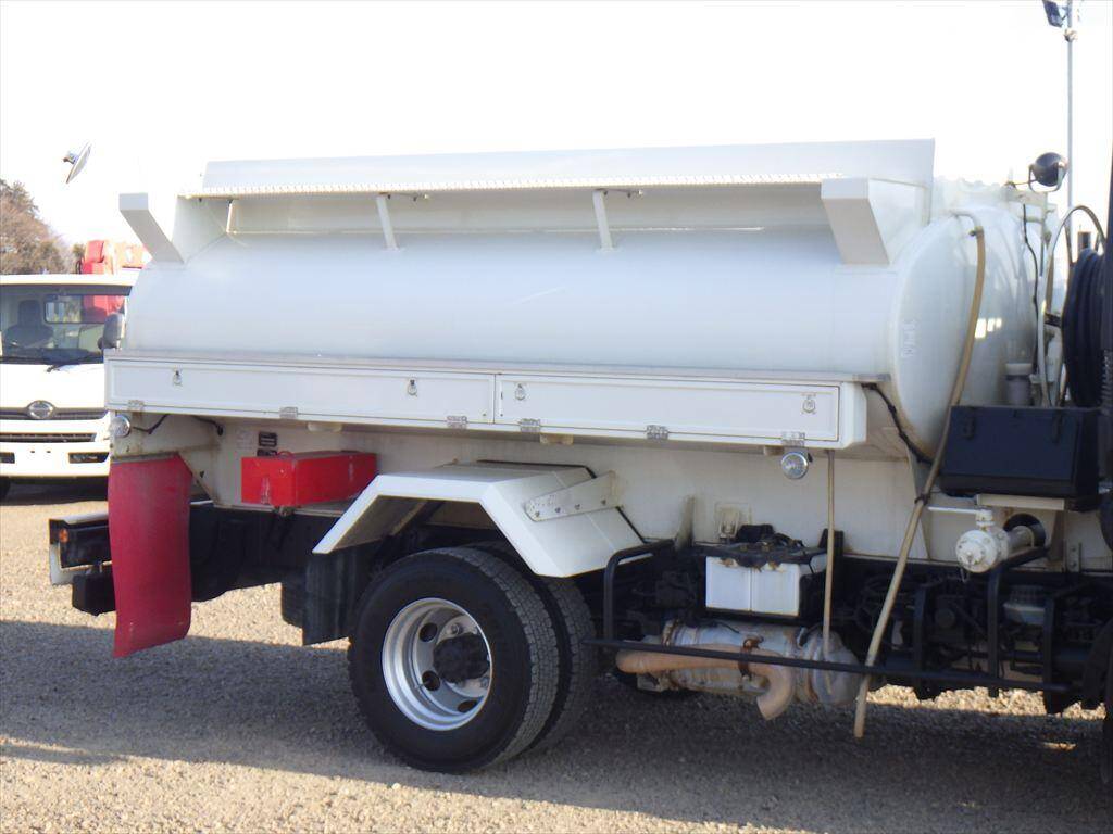 日野レンジャータンク車（タンクローリー）中型（4t）[写真05]