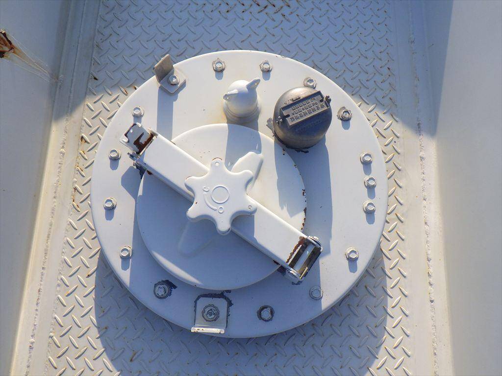 日野レンジャータンク車（タンクローリー）中型（4t）[写真08]