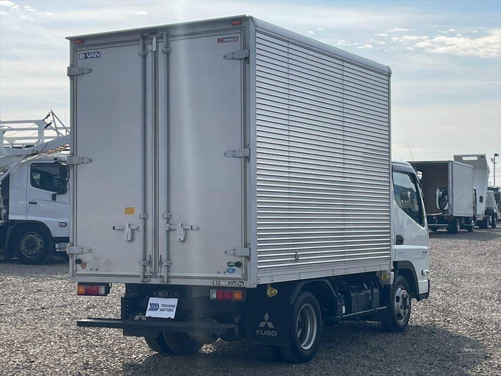三菱ふそうキャンターアルミバン小型（2t・3t）[写真04]