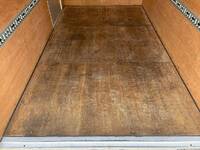 三菱ふそうキャンターアルミバン小型（2t・3t）[写真09]