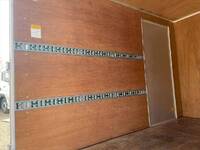 三菱ふそうキャンターアルミバン小型（2t・3t）[写真10]