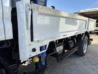 三菱ふそうキャンタークレーン付小型（2t・3t）[写真16]