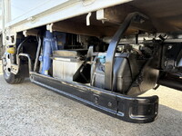 三菱ふそうキャンタークレーン付小型（2t・3t）[写真17]