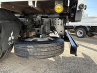 三菱ふそうキャンタークレーン付小型（2t・3t）[写真19]