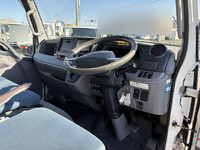 三菱ふそうキャンタークレーン付小型（2t・3t）[写真08]