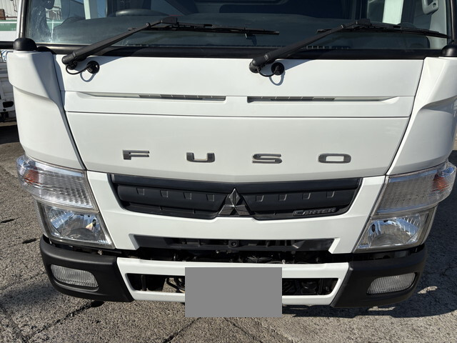 三菱ふそうキャンタークレーン付小型（2t・3t）[写真09]