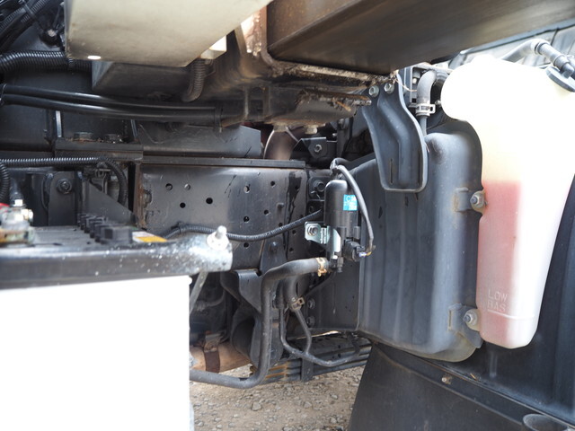 日野デュトロ高所作業車小型（2t・3t）[写真13]