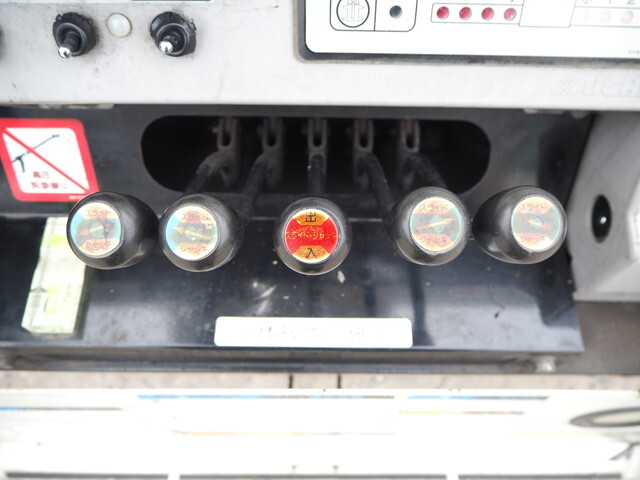 日野デュトロ高所作業車小型（2t・3t）[写真21]