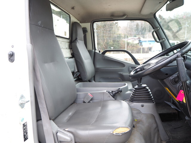 日野デュトロ高所作業車小型（2t・3t）[写真38]