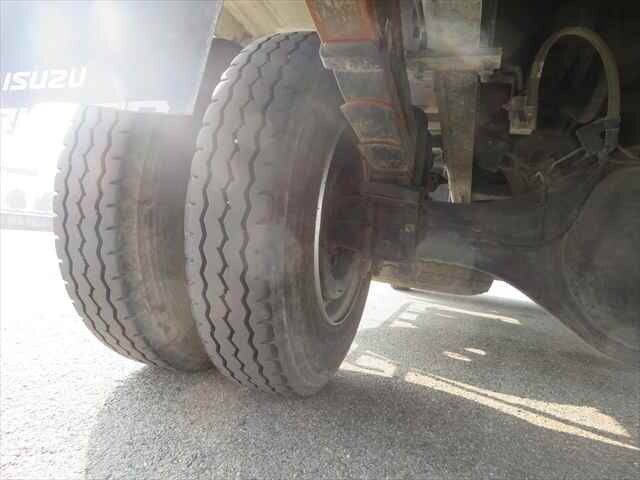 いすゞフォワードダンプ中型（4t）[写真17]