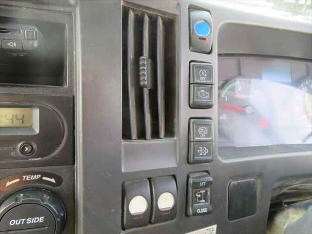 いすゞフォワードダンプ中型（4t）[写真36]