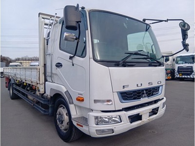 三菱ふそうファイター平ボディ増トン（6t・8t）[写真01]