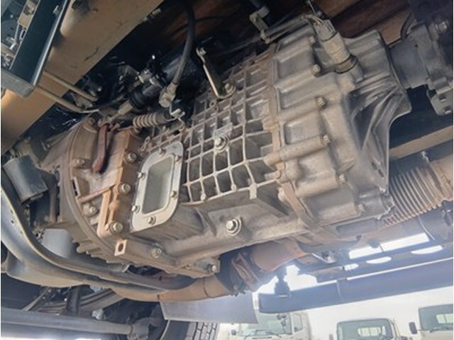 三菱ふそうファイター平ボディ増トン（6t・8t）[写真13]