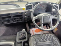 三菱ふそうファイター平ボディ増トン（6t・8t）[写真24]