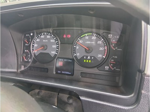 三菱ふそうファイター平ボディ増トン（6t・8t）[写真27]