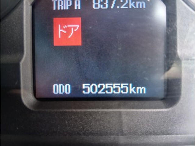 三菱ふそうファイター平ボディ増トン（6t・8t）[写真28]