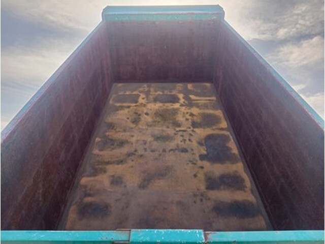 日野レンジャー深ダンプ（土砂禁ダンプ）中型（4t）[写真08]