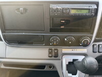 三菱ふそうキャンターセーフティローダー小型（2t・3t）[写真11]