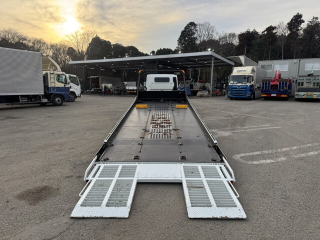 三菱ふそうキャンターセーフティローダー小型（2t・3t）[写真26]