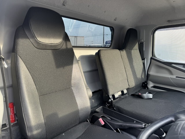 三菱ふそうキャンターセーフティローダー小型（2t・3t）[写真05]