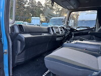 日野レンジャーアルミブロック中型（4t）[写真17]