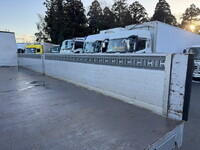 日野レンジャーアルミブロック中型（4t）[写真25]