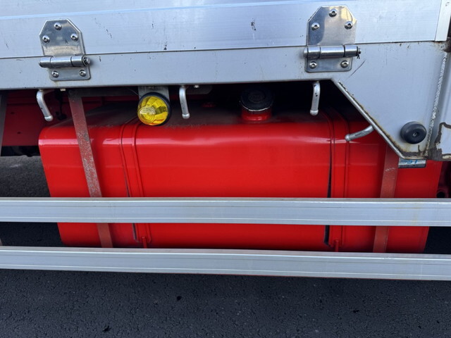 日野レンジャーアルミブロック中型（4t）[写真32]