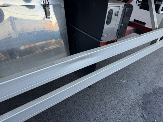 日野レンジャーアルミブロック中型（4t）[写真39]