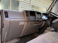 いすゞエルフパネルバン小型（2t・3t）[写真19]