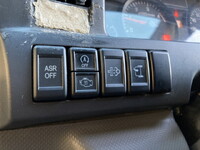 いすゞエルフパネルバン小型（2t・3t）[写真35]