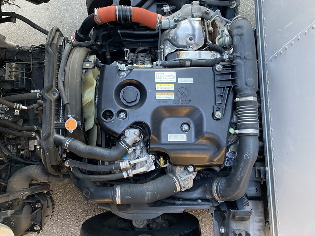 いすゞエルフパネルバン小型（2t・3t）[写真06]