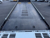 三菱ふそうキャンターセーフティローダー小型（2t・3t）[写真21]