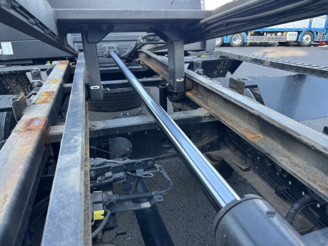 三菱ふそうキャンターセーフティローダー小型（2t・3t）[写真23]