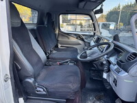 三菱ふそうキャンターセーフティローダー小型（2t・3t）[写真06]