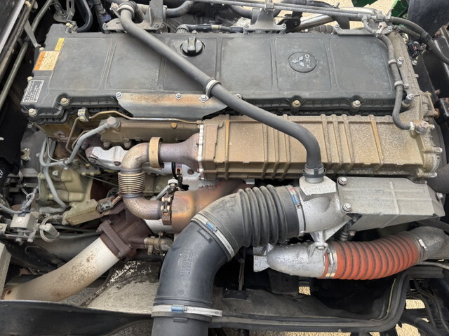 三菱ふそうスーパーグレートアルミブロック大型（10t）[写真31]