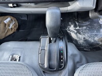 日野デュトロアルミブロック小型（2t・3t）[写真12]