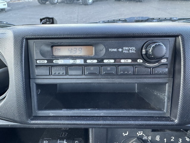 日野デュトロアルミブロック小型（2t・3t）[写真09]