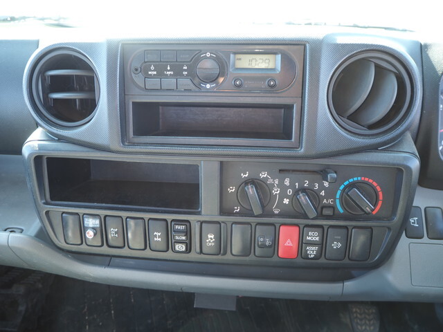 日野デュトロクレーン3段小型（2t・3t）[写真37]