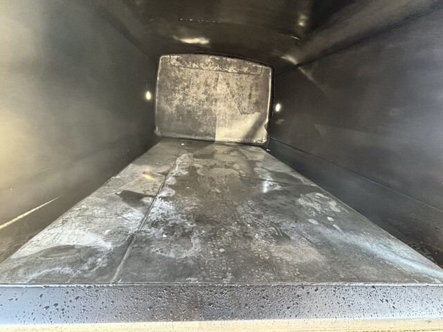 日野レンジャーパッカー車（塵芥車）中型（4t）[写真18]