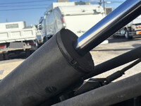 日野レンジャーパッカー車（塵芥車）中型（4t）[写真23]