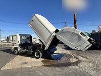 日野レンジャーパッカー車（塵芥車）中型（4t）[写真27]
