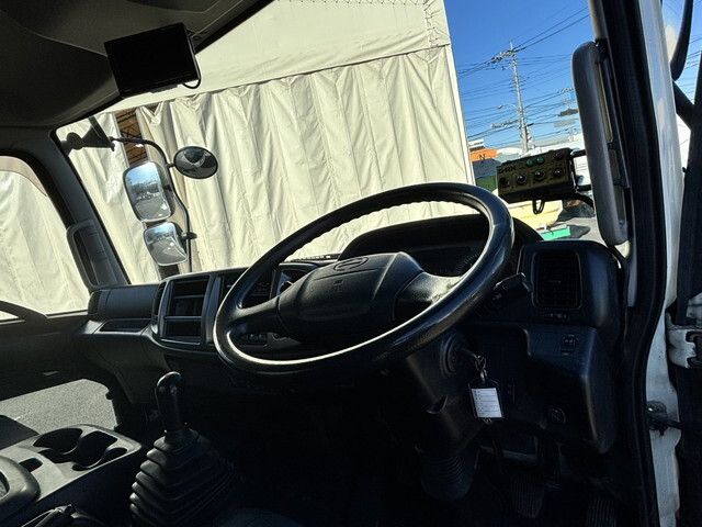 日野レンジャーパッカー車（塵芥車）中型（4t）[写真35]