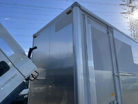 三菱ふそうキャンターアルミバン小型（2t・3t）[写真25]