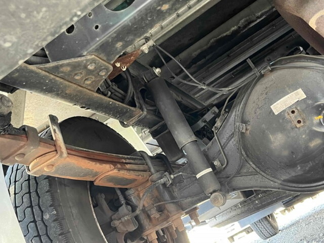 三菱ふそうキャンターアルミバン小型（2t・3t）[写真29]