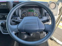 三菱ふそうキャンターアルミバン小型（2t・3t）[写真36]