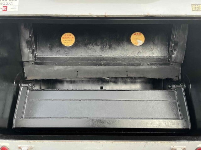 三菱ふそうキャンターパッカー車（塵芥車）小型（2t・3t）[写真10]