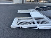 いすゞエルフセーフティローダー小型（2t・3t）[写真22]